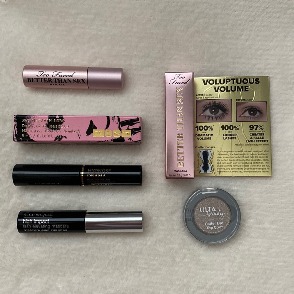 Assorted mini mascara